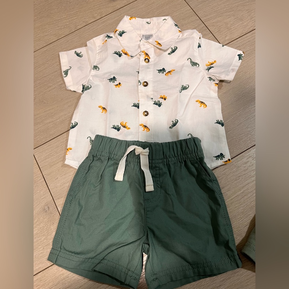 Carters set. Baby boy outfit.